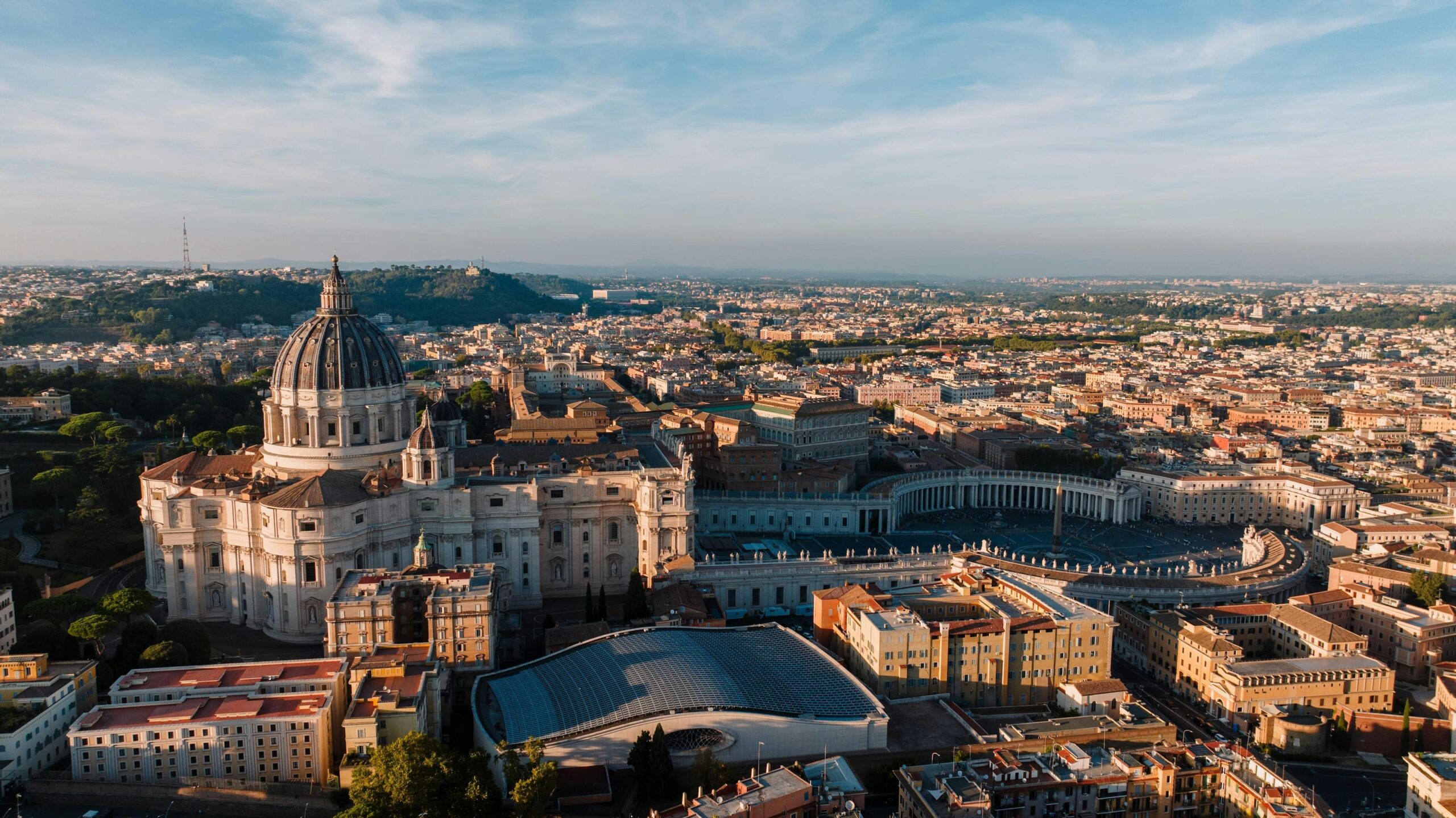 Vaticano é um país: Estado tem guarda de mais de 500 anos e nenhum pet; veja curiosidades