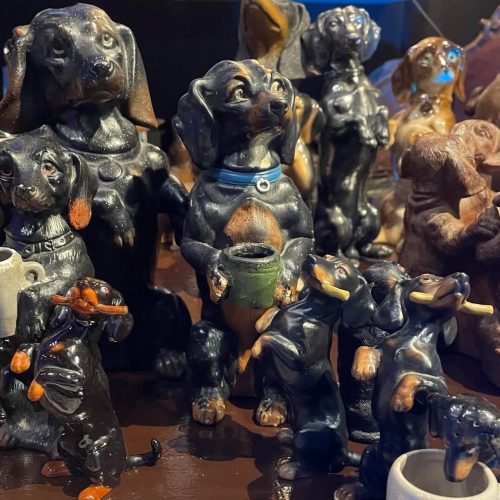Museu dedicado aos ‘salsichinhas’ reúne mais de 30 mil objetos na Alemanha