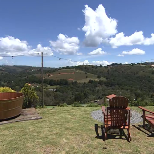 Cabanas, ofurô e mais: acampamento de luxo tem infraestrutura de casa com diárias de até R$ 1,7 mil