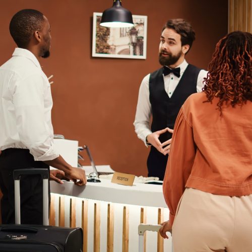 Hotéis deverão seguir novas regras sobre limpeza e horários de check-in e check-out de hóspedes