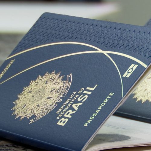 Passaportes de brasileiros no exterior passam a ser impressos no Brasil